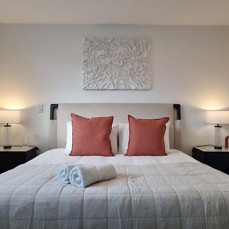 Ferienwohnung Cloud Nine Elegant Escape Awaits Christchurch Exterior foto