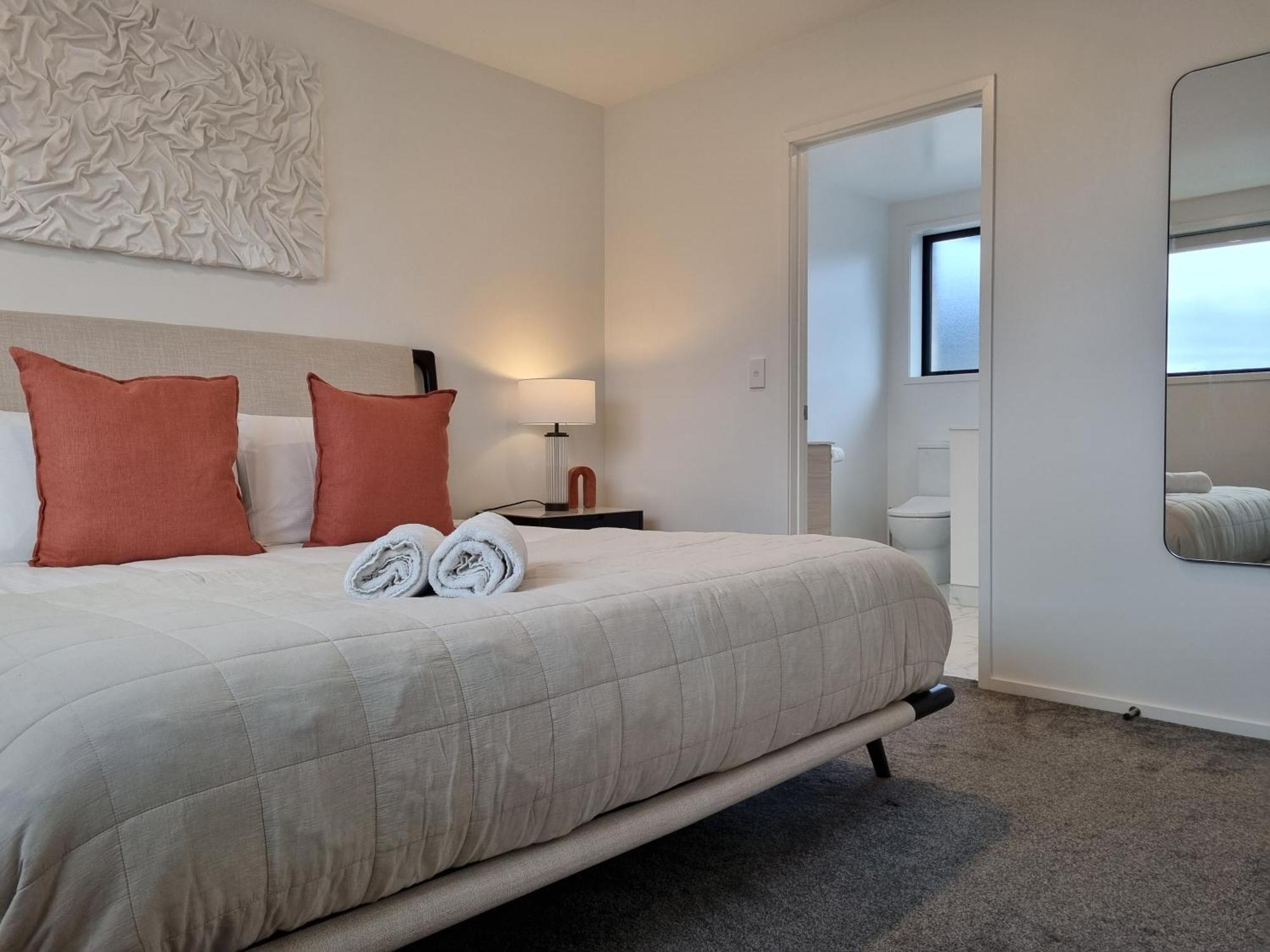 Ferienwohnung Cloud Nine Elegant Escape Awaits Christchurch Exterior foto